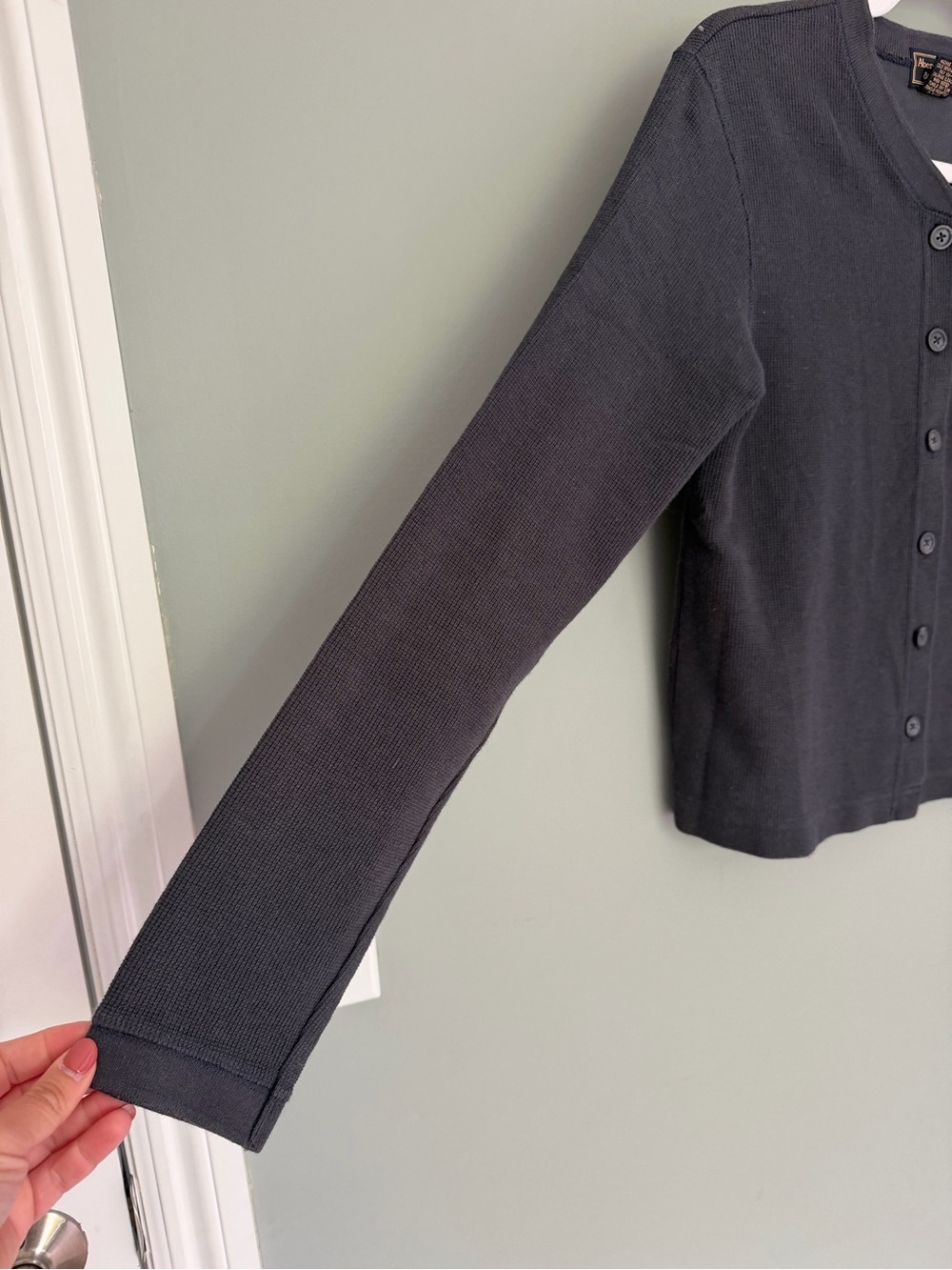 Vintage 90s Abercrombie & Fitch 100% Cotton Navy Blue Waffle Texture Cardigan - Picture 3 of 13